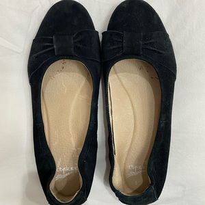 Dansko Suede Flat Shoes Size 10